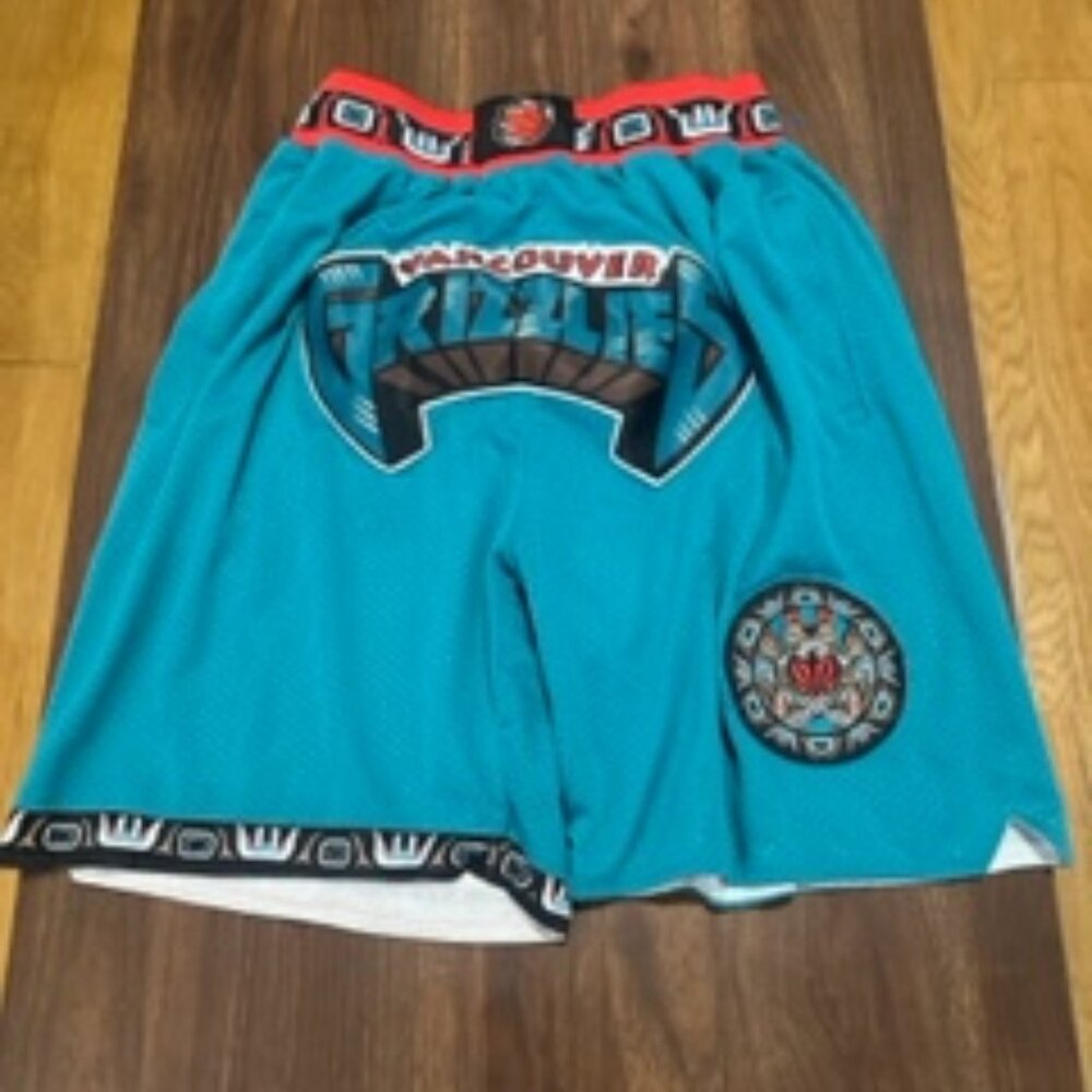 1995-96 Vancouver Grizzlies Vintage Just Don Shorts RARE!